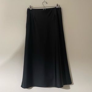 Uniqlo slip skirt, Size 6